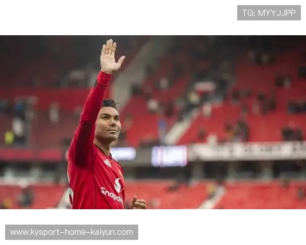 曼联球迷对于下一笔引援充满期待与焦虑,曼联下赛季引援目标 曼联球迷对于下一笔引援充满期待与焦虑,曼联下赛季引援目标